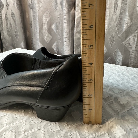 Rockport Cobb Hill Adele Black Leather Women’s Tailored Slip On Shoes Size 11M - Picture 11 of 11